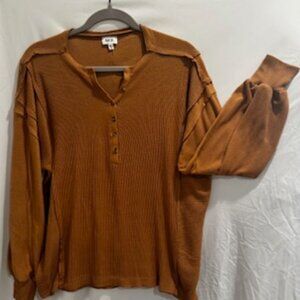 Buckle Cotton Long Sleeve